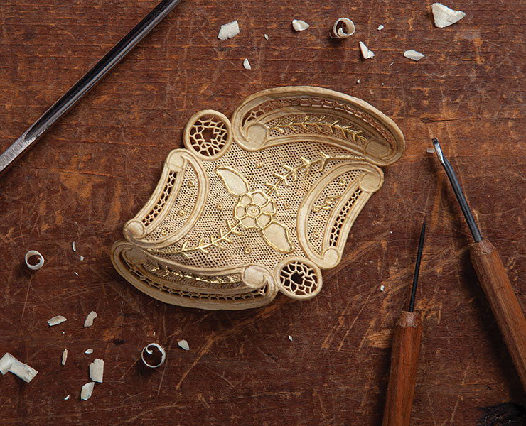 Woodcarving Illustrated Features Mood-boosting Summer Projects